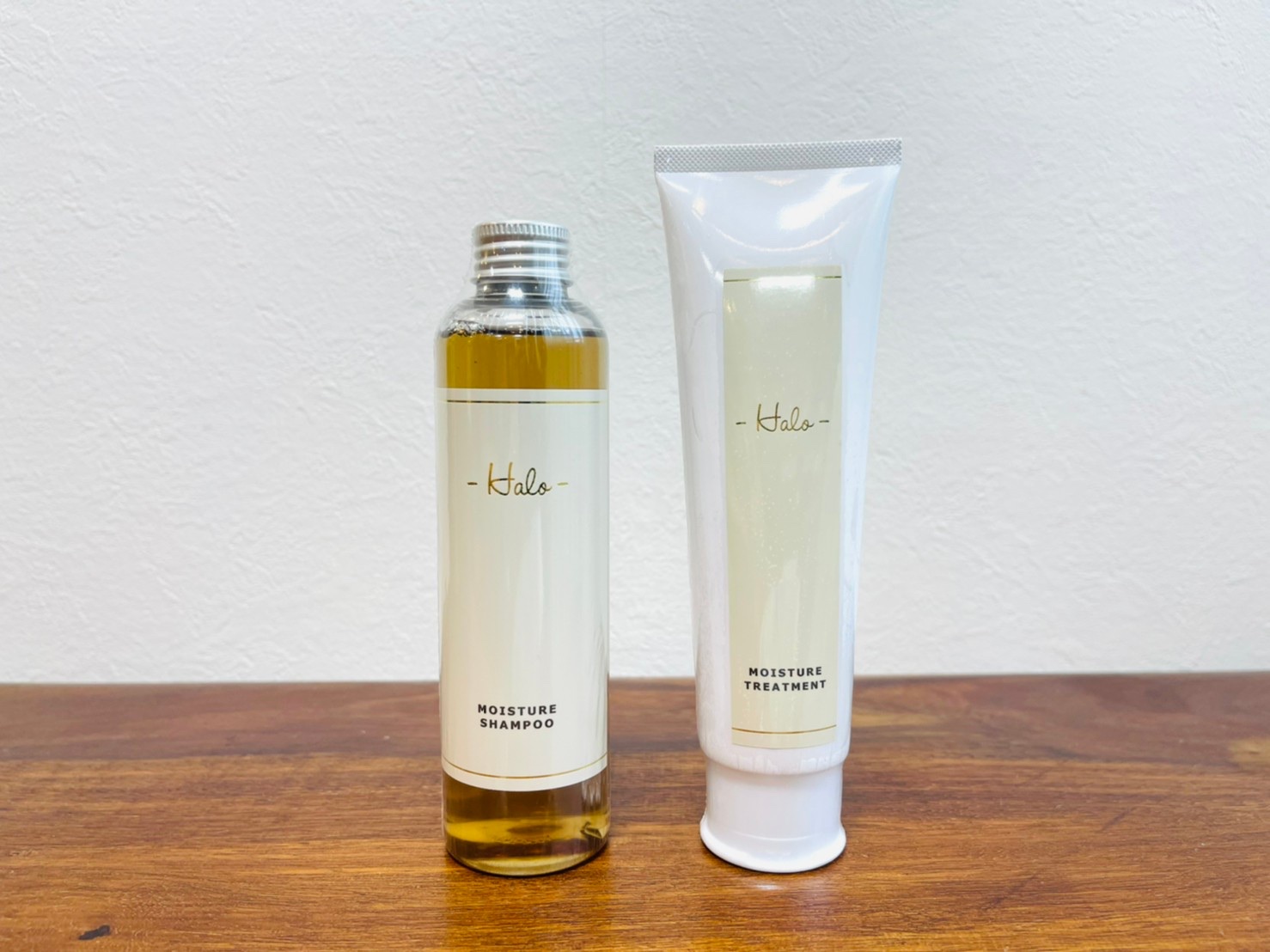 Haloヘイローモイスチャーシャンプー350mlボトル350g 横浜みなとみらいの美容室neizyネイジーオリジナルヘアケアブランドHalo